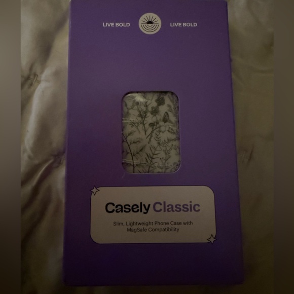 NEW Casely Sage Garden Green Floral iPhone 13 Pro Max Classic + MagSafe Case - Picture 5 of 8